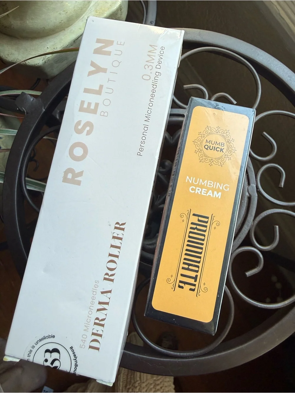 Roselyn Boutique Derma Roller & Numbing Cream Duo -